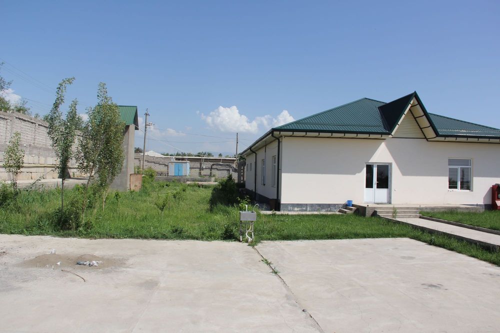 Продается производственная база со всеми коммуникациями 1,22 га.