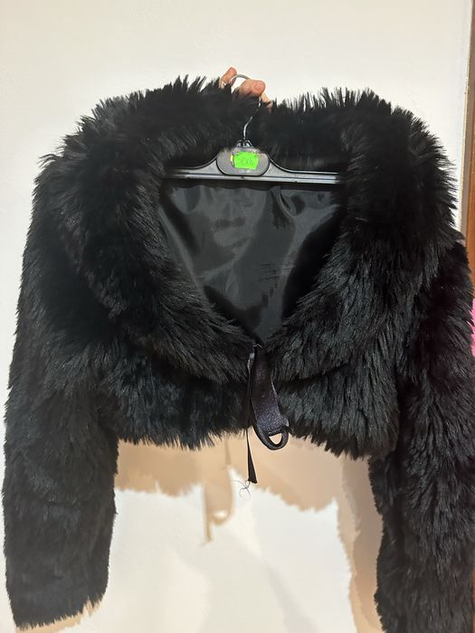 Blana neagra potrivita pentru evenimente