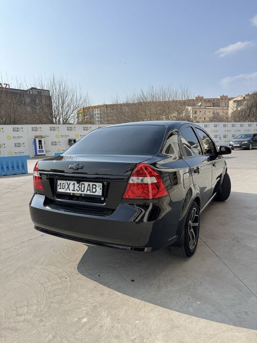 Qora nexia 3 avtomat evro