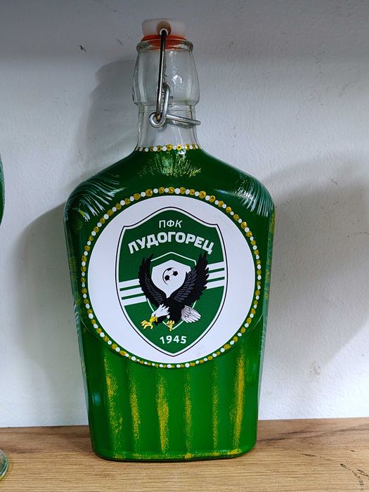 ТОП Подарък за фен на Лудогорец – бутилка - чаши - пепелник