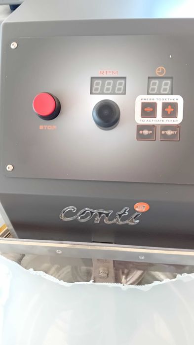 Спирален миксер 50 кг. Conti Italy със скоростен вариатор