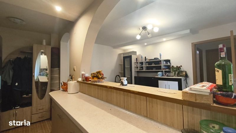 Apartament 3 camere in Deva, zona Licee