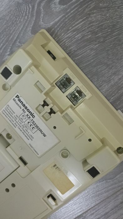 Телефон стационарный сотилади