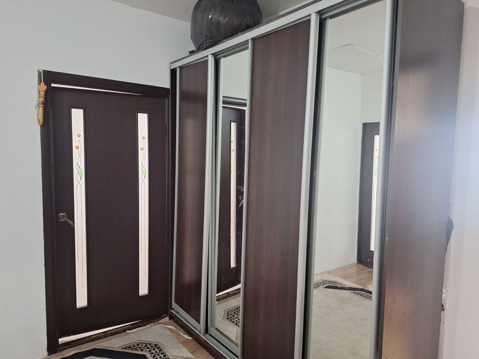 Продам шкаф купе