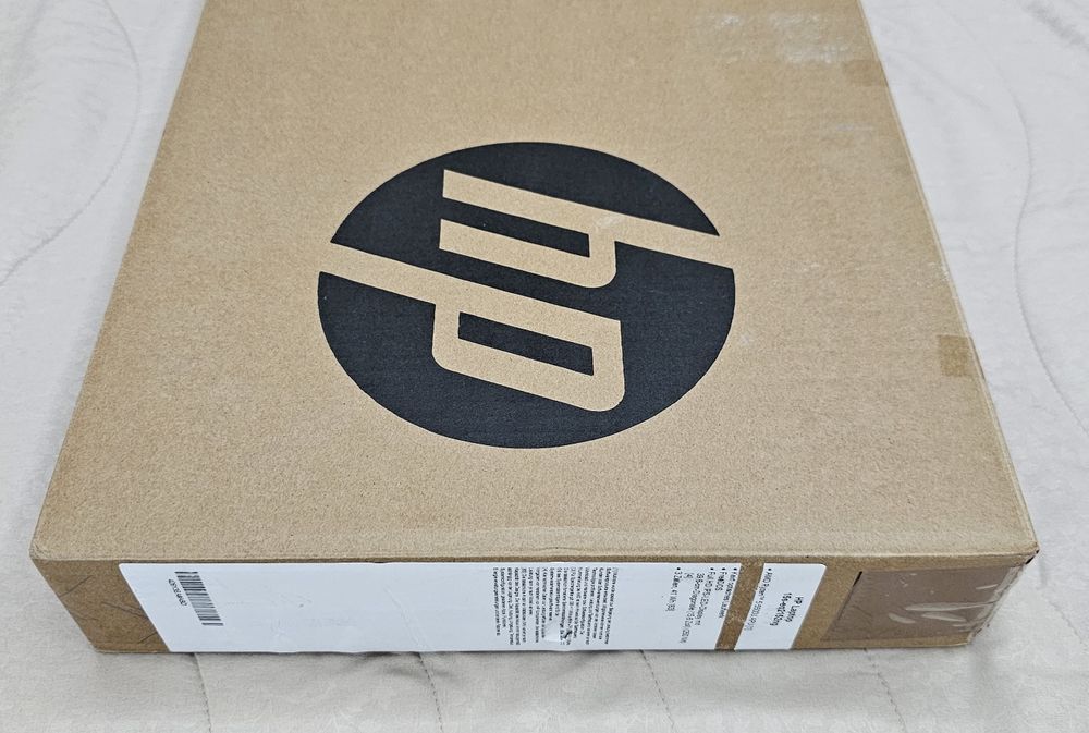 Лаптоп HP 15s НОВ