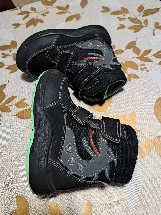 Cizme,teniși copii  mărimea 26/27,28