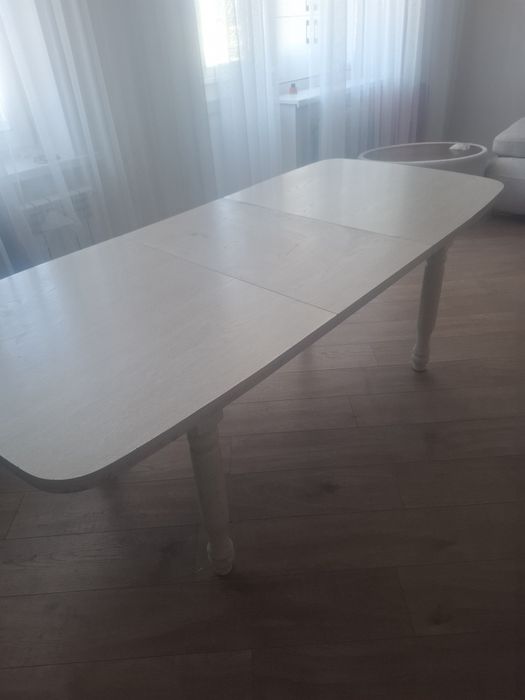 Продам стол раздвижной