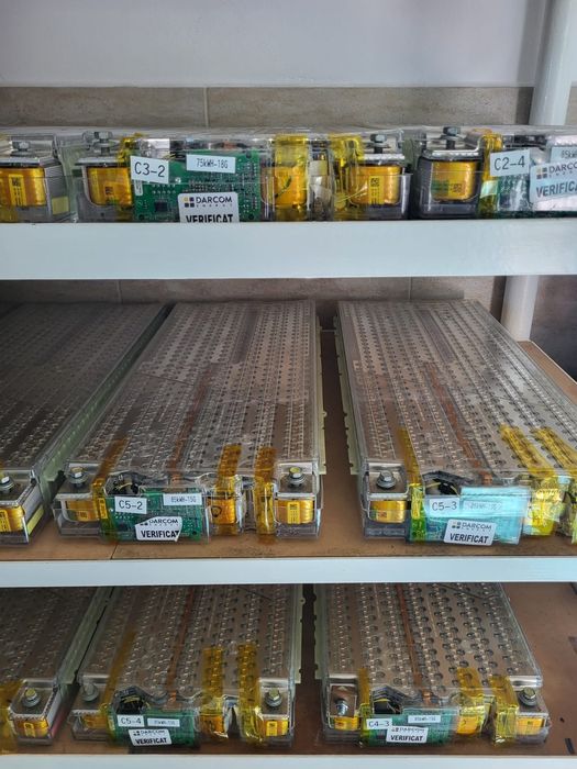 Vând baterie 100kw