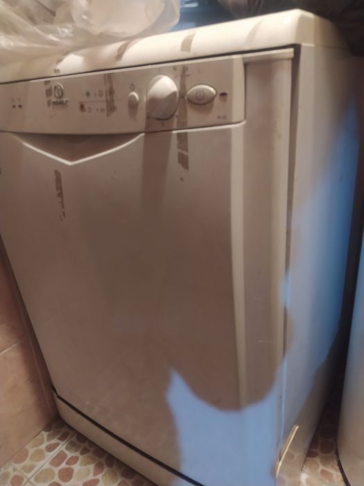 Посудомойка рабочая