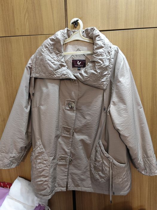 Куртка осенняя женская