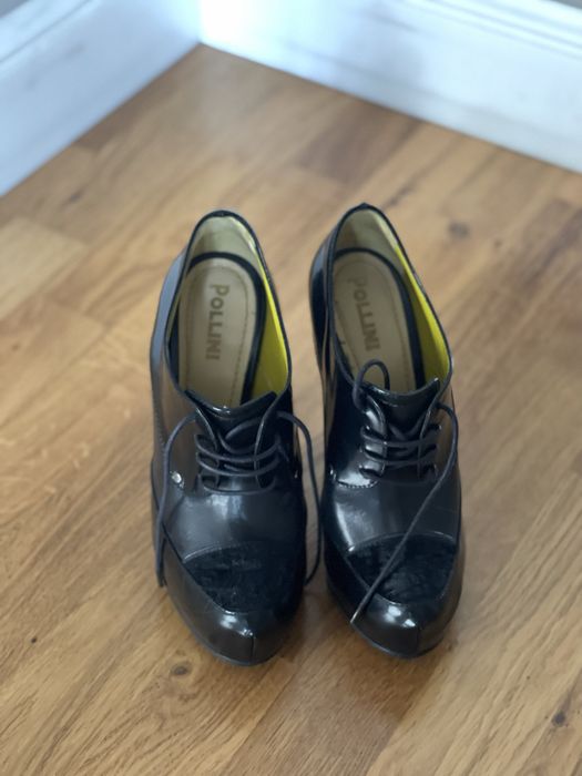 Ботинки Pollini новые