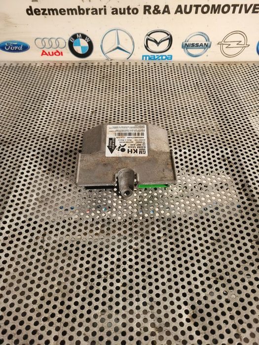 Calculator Modul ECU Airbag Opel Zafira B Astra H Cod 327963935 Dezmembrez Opel Zafira B 1.7 Cdti Euro 5 Motor A17DTR Cutie M32