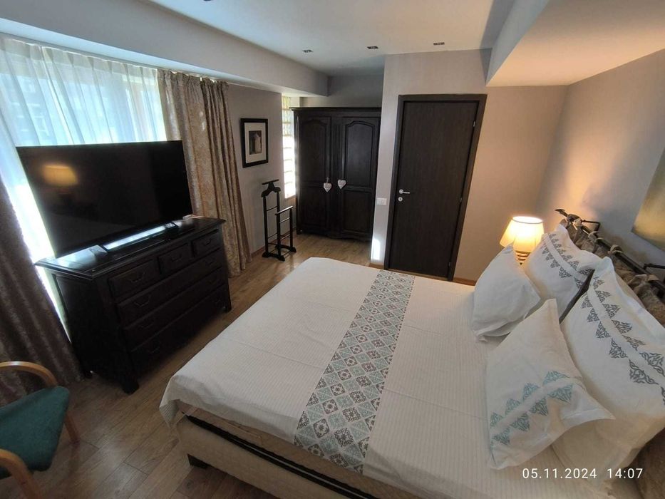 Mamaia Centru, 2 camere 80 mp, renovat, parcare, utilat, minim 12 luni