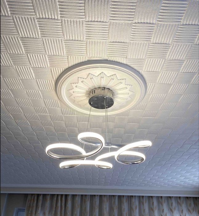 Луксозен лед / LED полилей с дистанционно