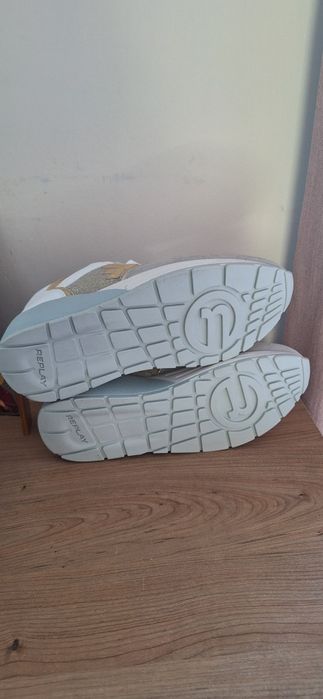 Replay нови маратонки N37-37.5-24см стелка