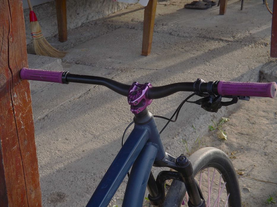 Rockrider st520 facut wheeley bike