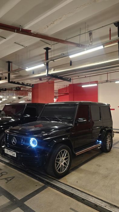 Mercedes-Benz Gelinvagen G463