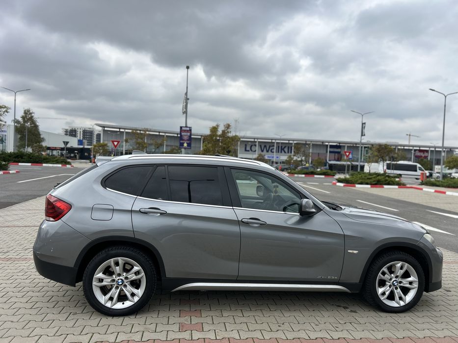 BMW X1 2011 — imagine 2