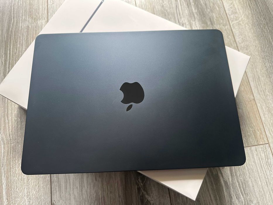 Macbook Air M4 16GB 256GB