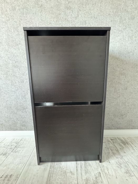 Продам обувницу Ikea