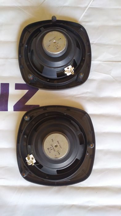 Продается авто динамик калонка