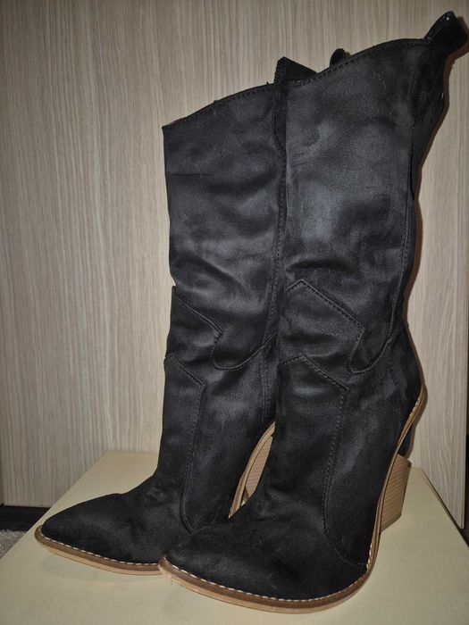 Cizme elegante cu toc