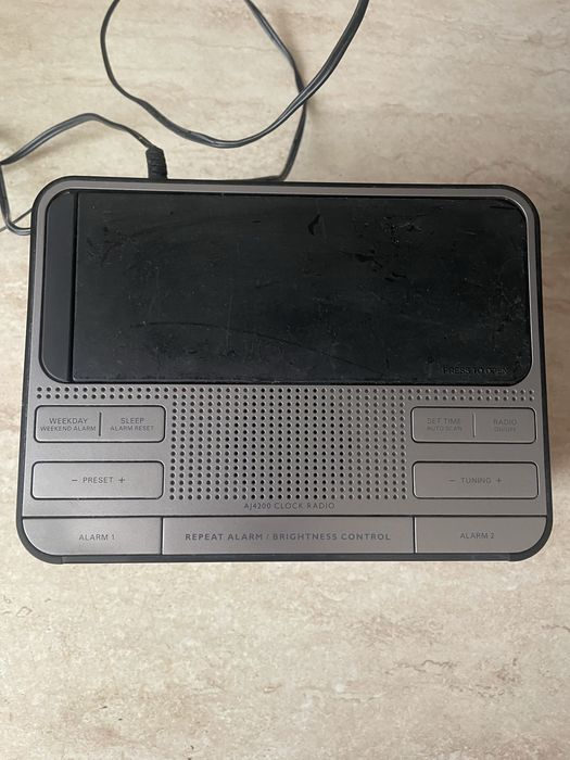 Радиочасовник Philips