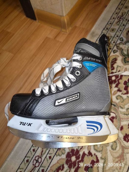 Коньки хоккейные Bauer Supreme