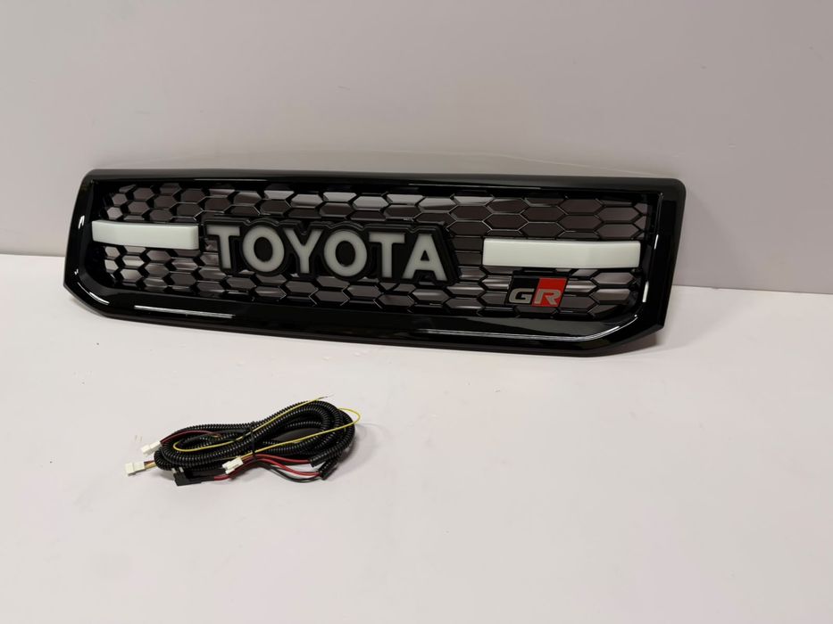 Решетка радиатора GR SPORT на PRADO 120