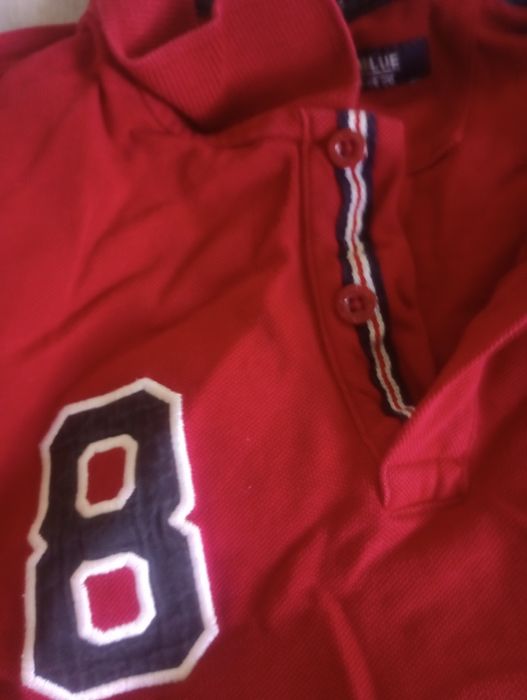 Червена блуза на отбора southblue