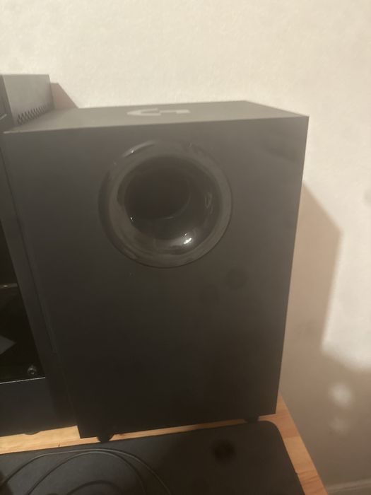 logitech g560 subwoofer гейминг спикъри