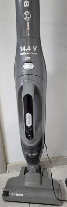Aspiratoare fara fir BOSCH si HEINNER
