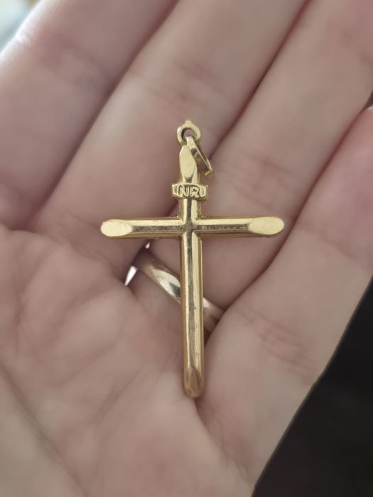 Cruce din aur 18 k