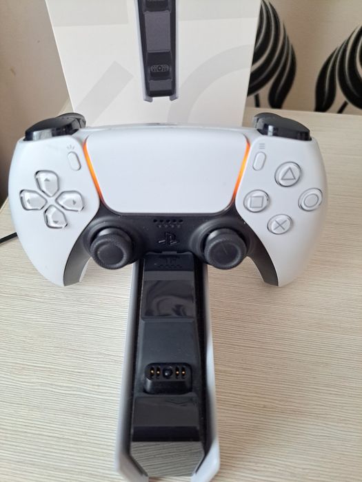 Cooler  + Statie de incarcat Sony ( playstation 5 ) docking ststion