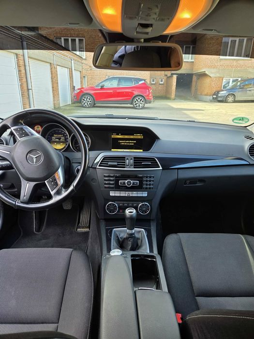 Mercedes-Benz  C180 Benzine