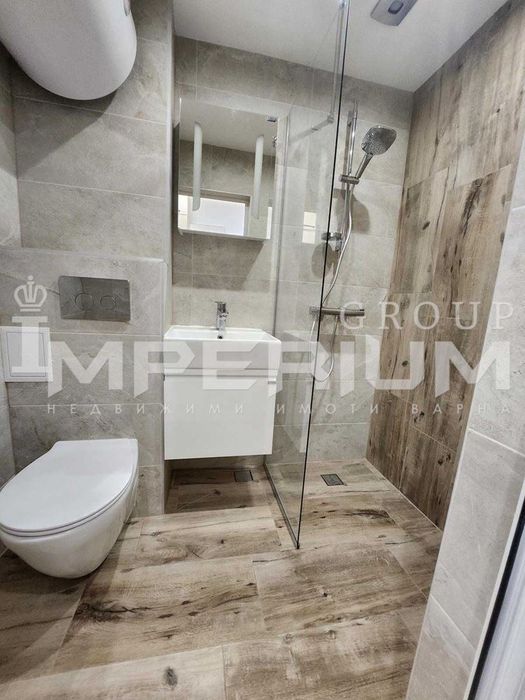 Луксозен Тристаен апартамент под наем в района на кв. Чайка, гр. Варна