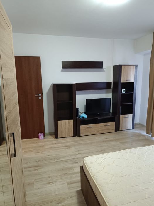 Garsoniera de inchiriat