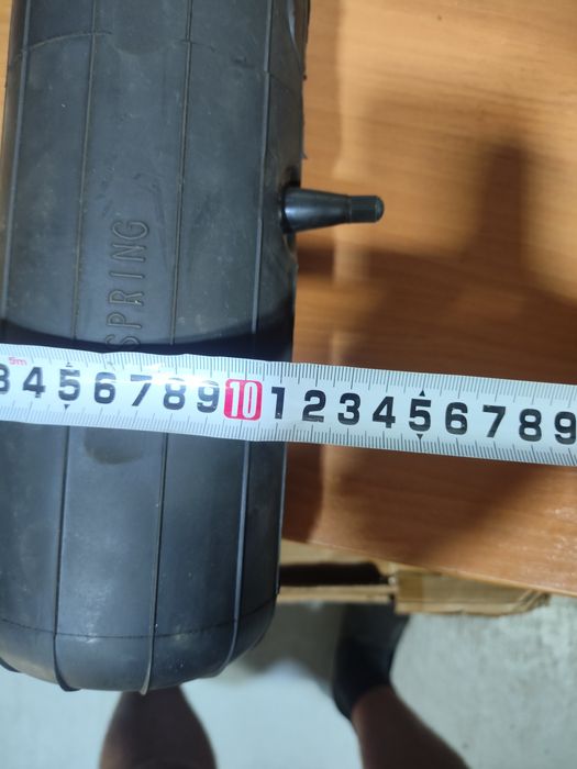 Пневмобалон в пружину