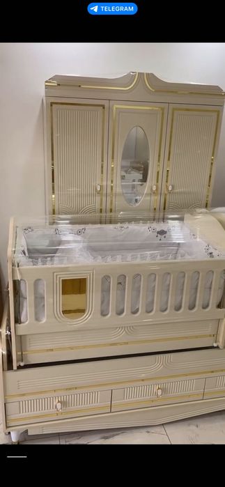 Manej shkaf sotiladi