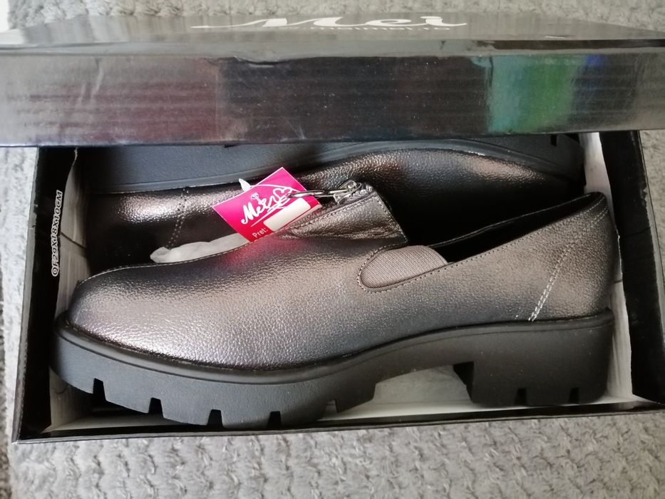 Pantofi dama noi