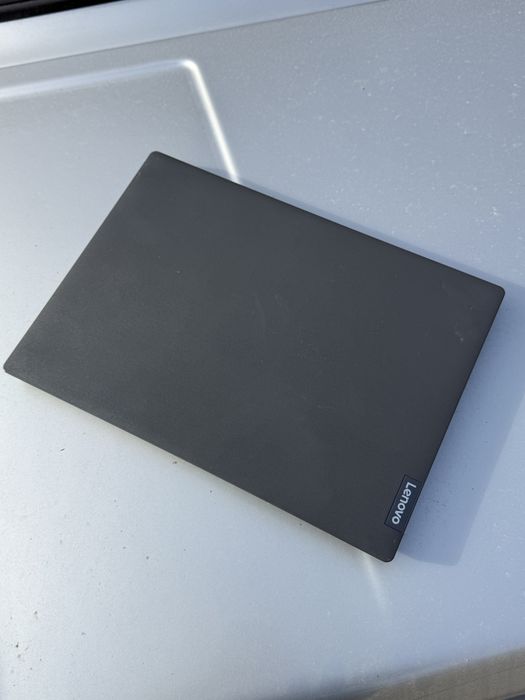 Lenov noutbook intel inside chipli