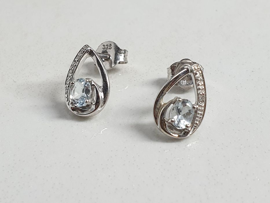 Set din aur alb 9K cu acvamarin și diamante – 1,95 g