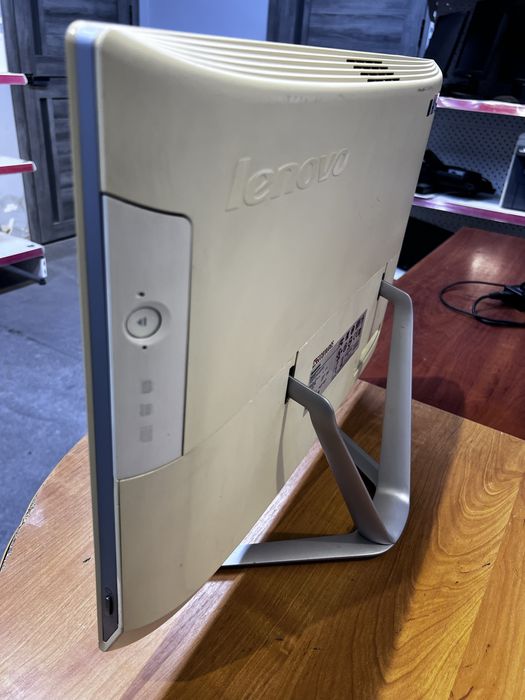 Моноблок Lenovo