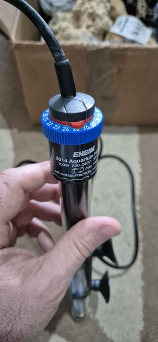 Accesorii acvariu pompa 2000 l/h,incalzitor etc