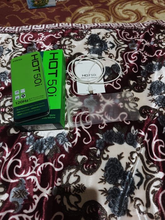 Infinix Hot 50i sotladi