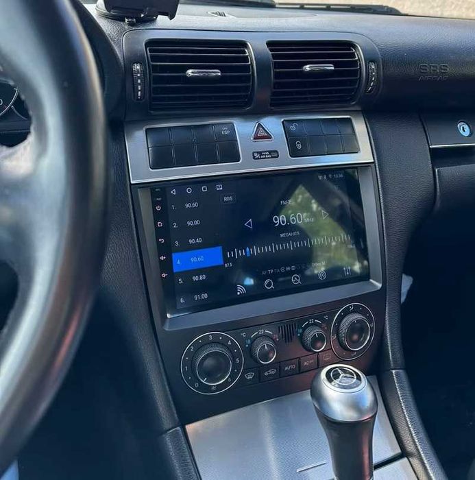 Mercedes C Class W203/CLK W209 мултимедия GPS навигация