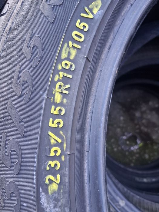235 55 19 PIRELLI SCORPION 4броя летни
