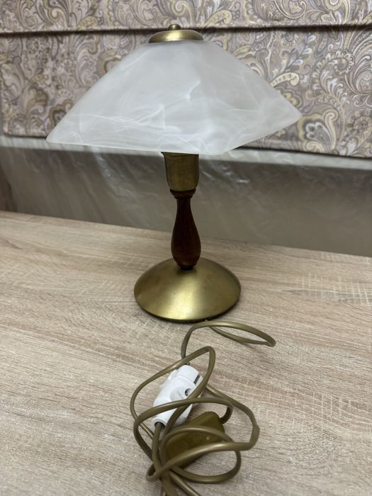 Продам светильник