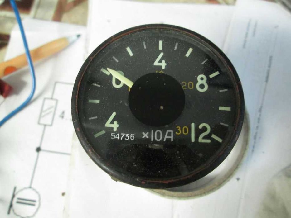 Прибори от стар самолет - термометър с термосонда и амперметър