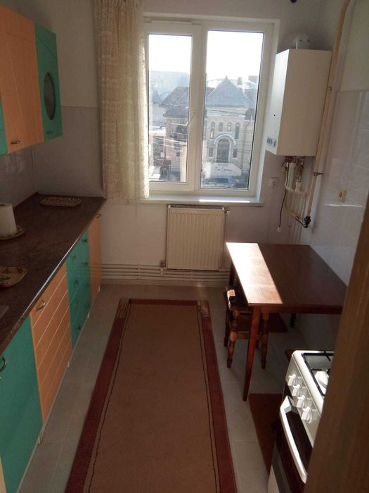 Închiriere apartament 3 camere ultracentral